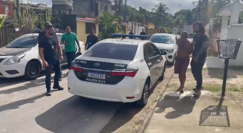 Acusado de matar colega a golpes de faca é preso