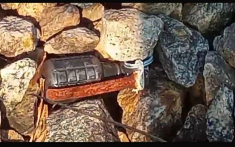 Esquadrão Antibombas retira granada em linha férrea na Baixada